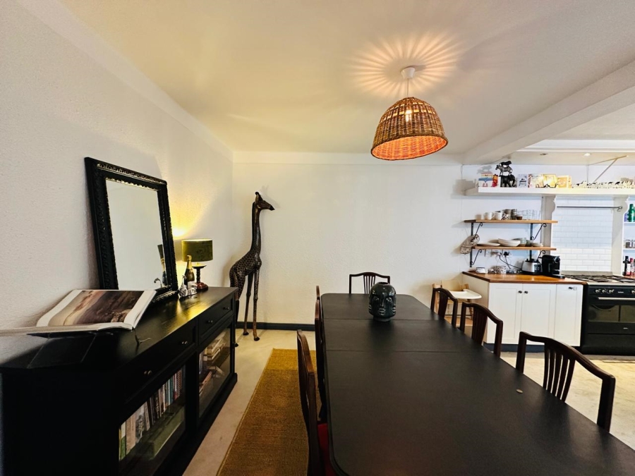 3 Bedroom Property for Sale in Sea Point Western Cape